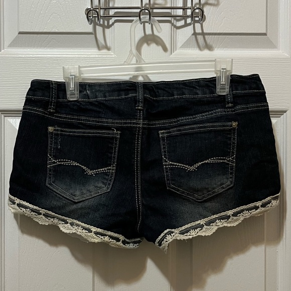 Rue 21 Jean Short Shorts with Crochet Trim - Picture 3 of 3
